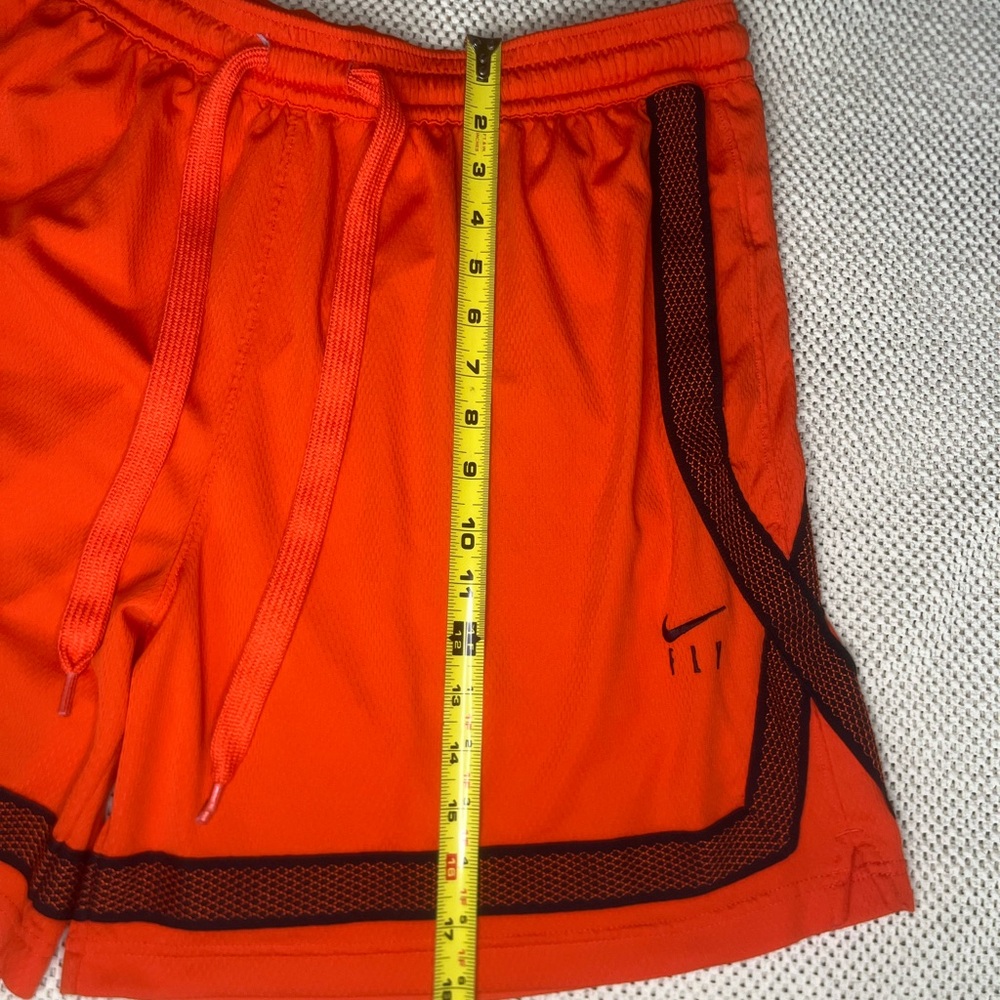Nike Dri-FIT Fly Crossover
Womens Basketball Elastic Waist
Shorts Orange XL - Picture 9 of 11